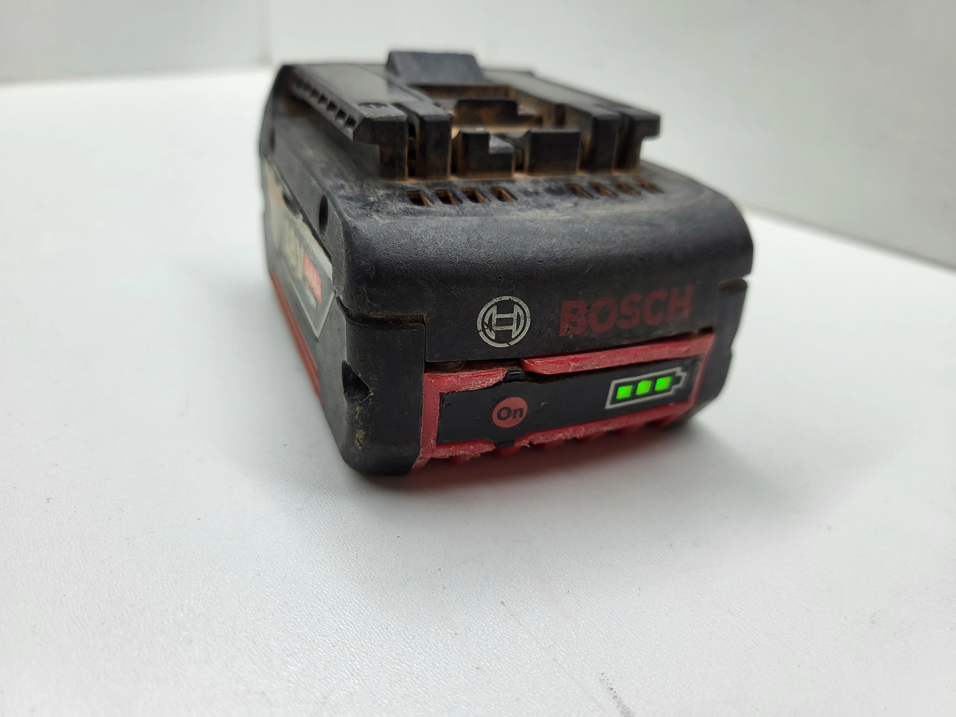 akumulator-bosch-18v-50-ah-pojemnosc-akumulatora-500