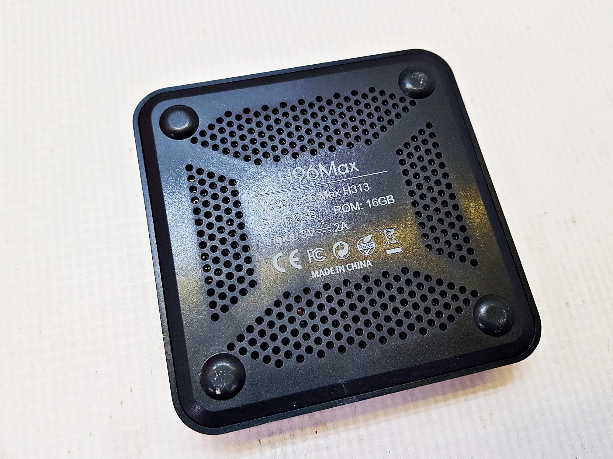 android-tv-box-h96-max-komplet-marka-248811-958954