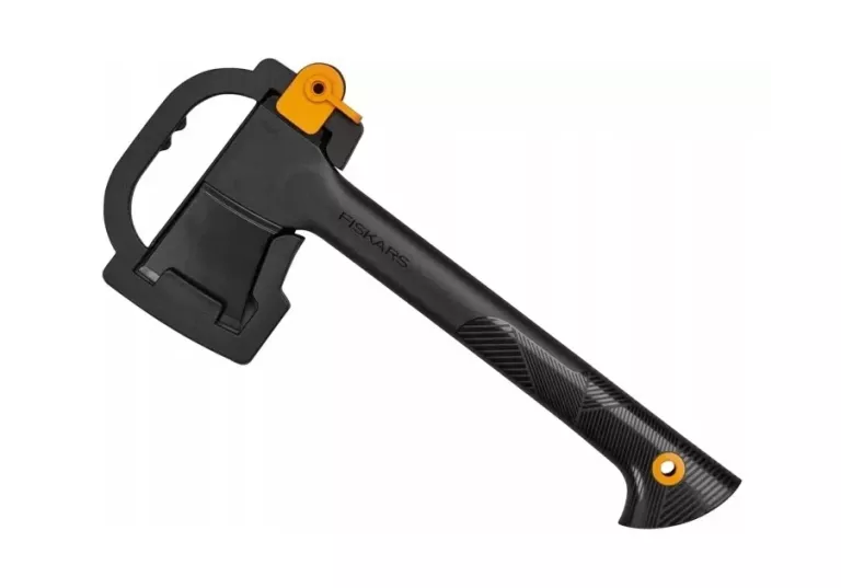 siekiera-fiskars-chopping-axe-a6-kupiecka-66a-zielona-gora
