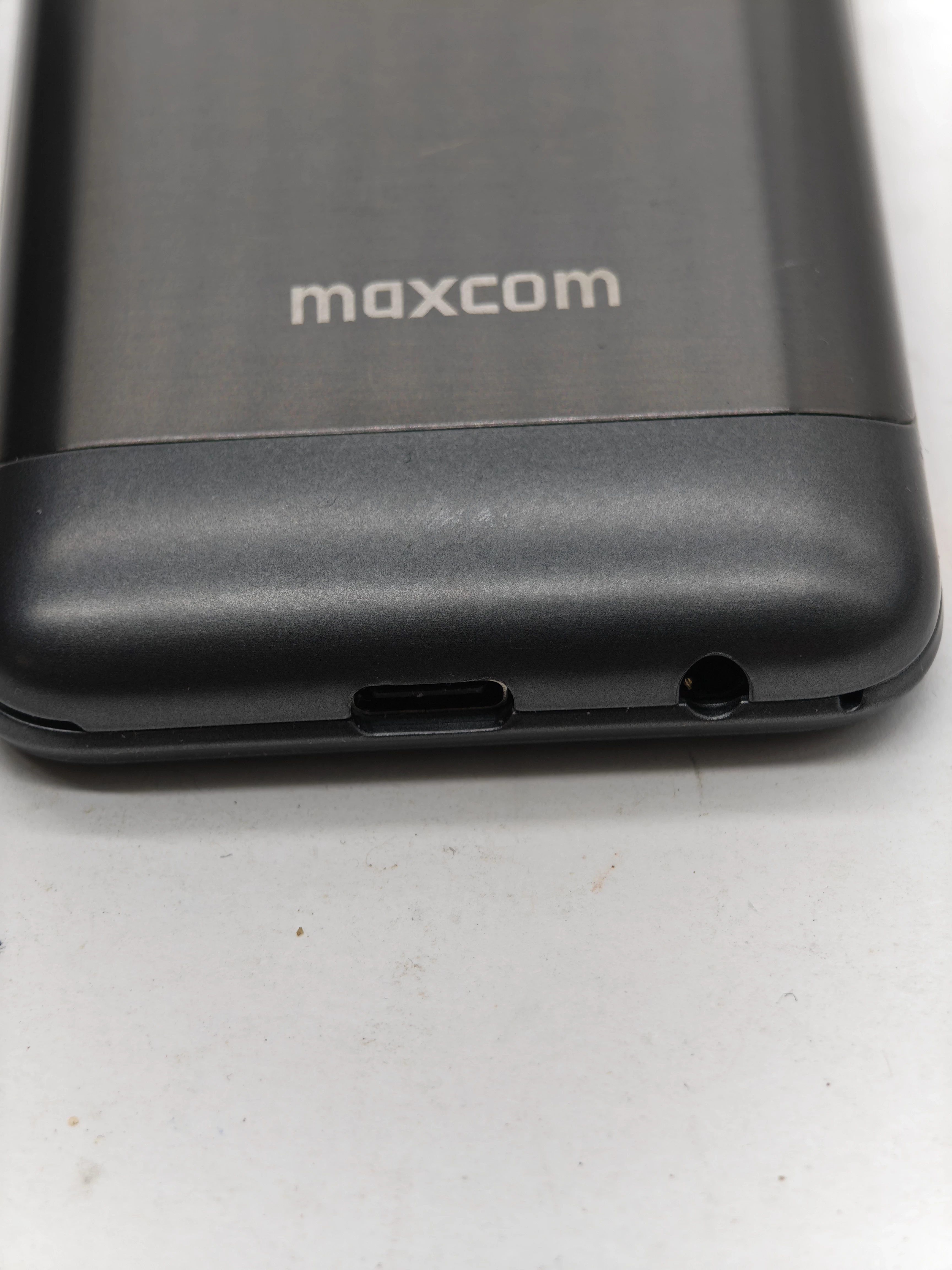 telefon-maxcom-mm244-se-typ-202685-212933