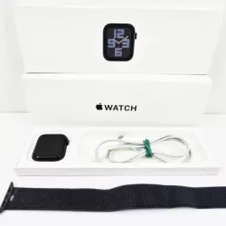 APPLE WATCH SE 2 GEN 44MM Z PUDEŁKIEM I ŁADOWARKĄ