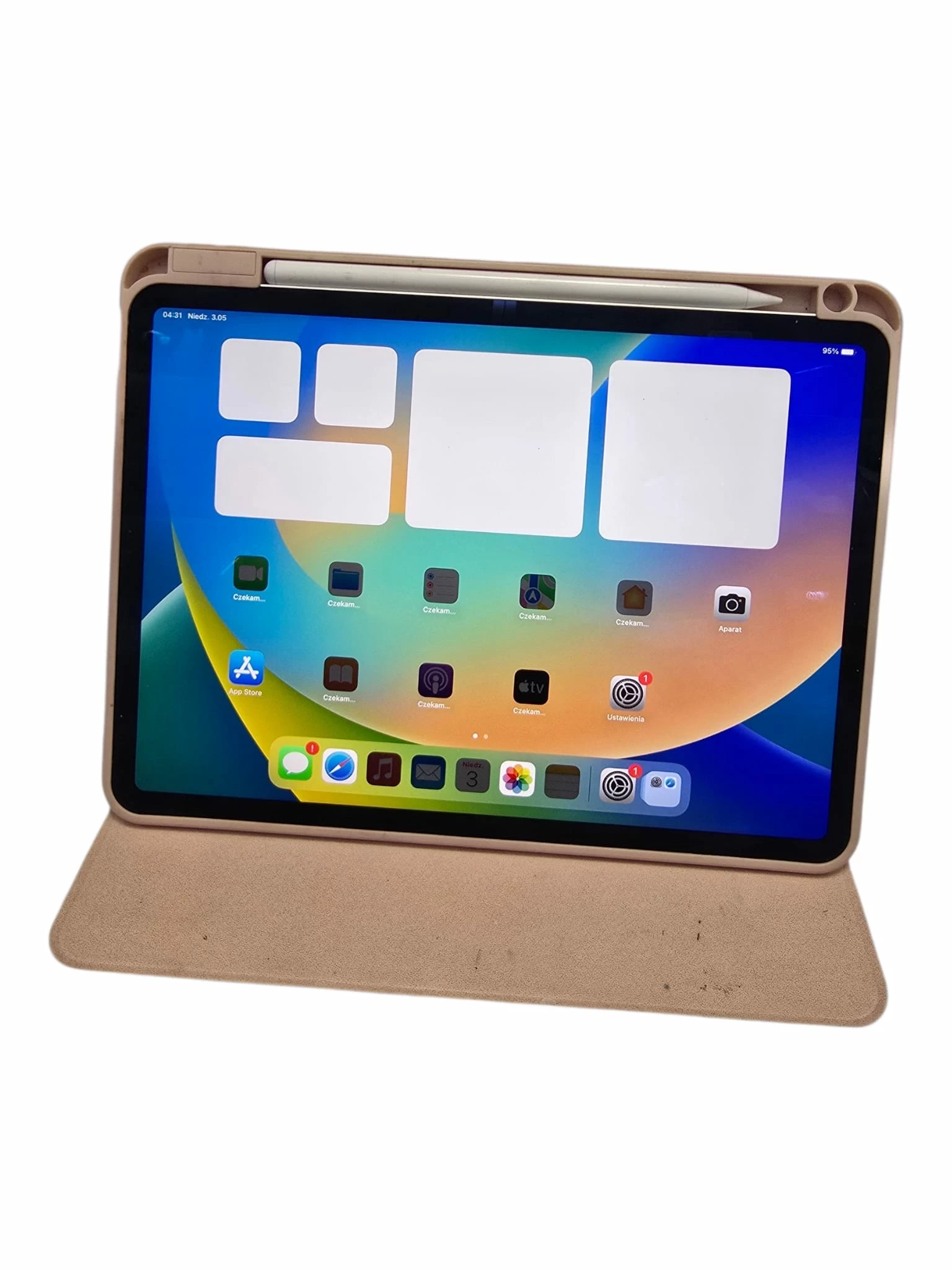 tablet-apple-ipad-pro-11-2gen-128gb-rysik-przekatna-ekranu-1100
