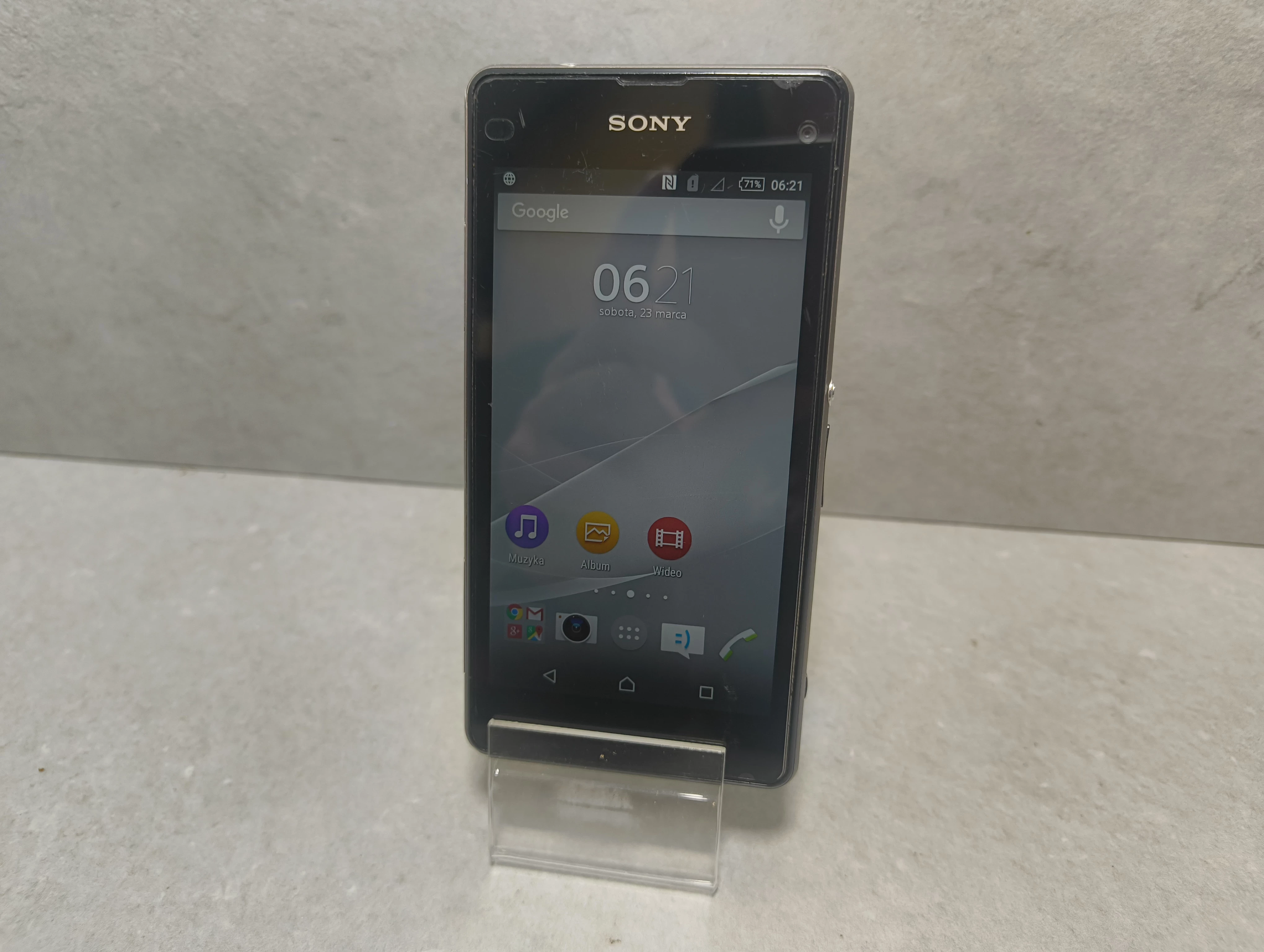 telefon-sony-xperia-z3-compact-opis-osiedle-niepodleglosci-1-krakow