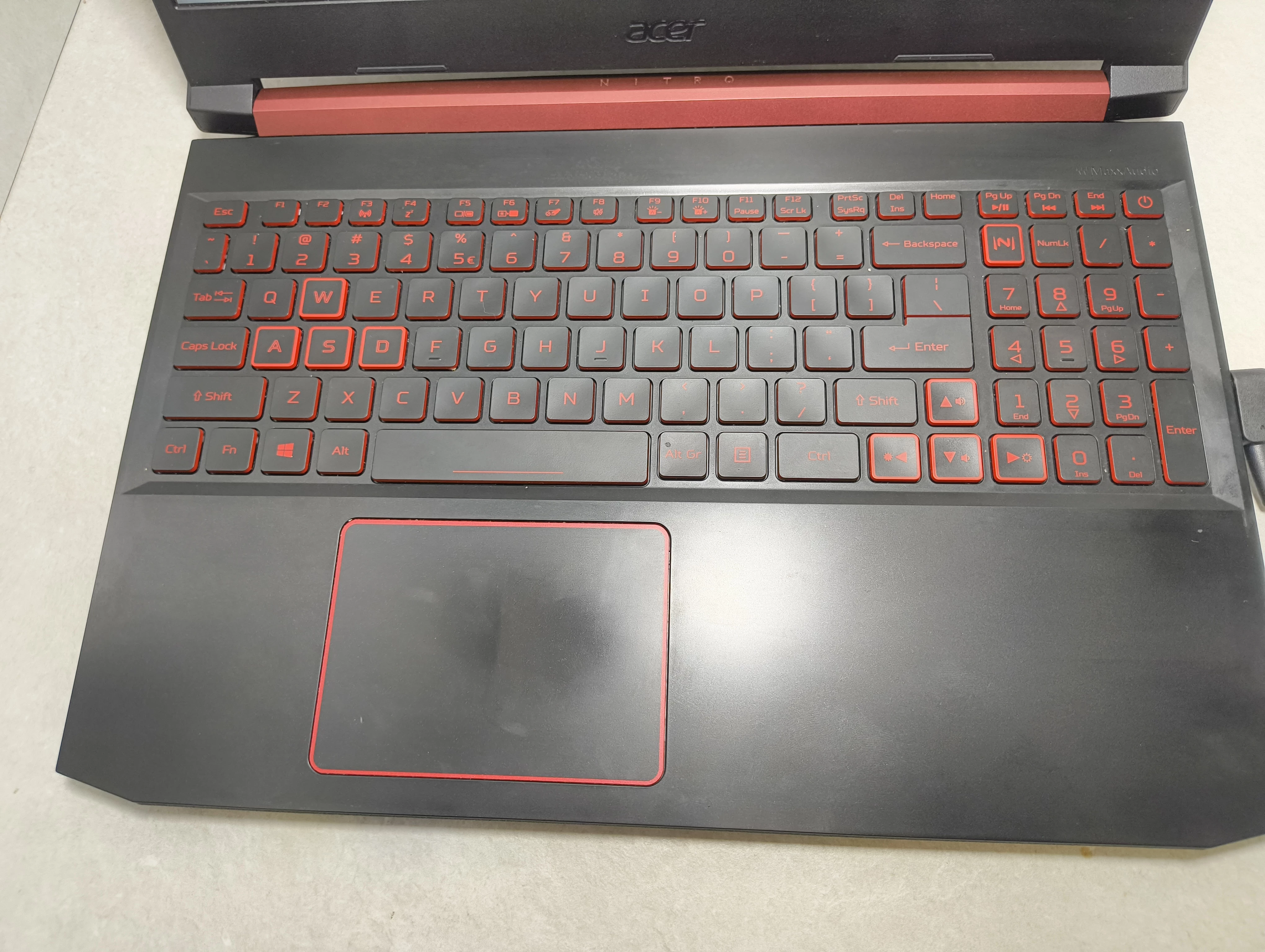 laptop-acer-nitro-n18c3-ryzen-5-8gb512gb-vega-8-rx-560x-stan-11323-2