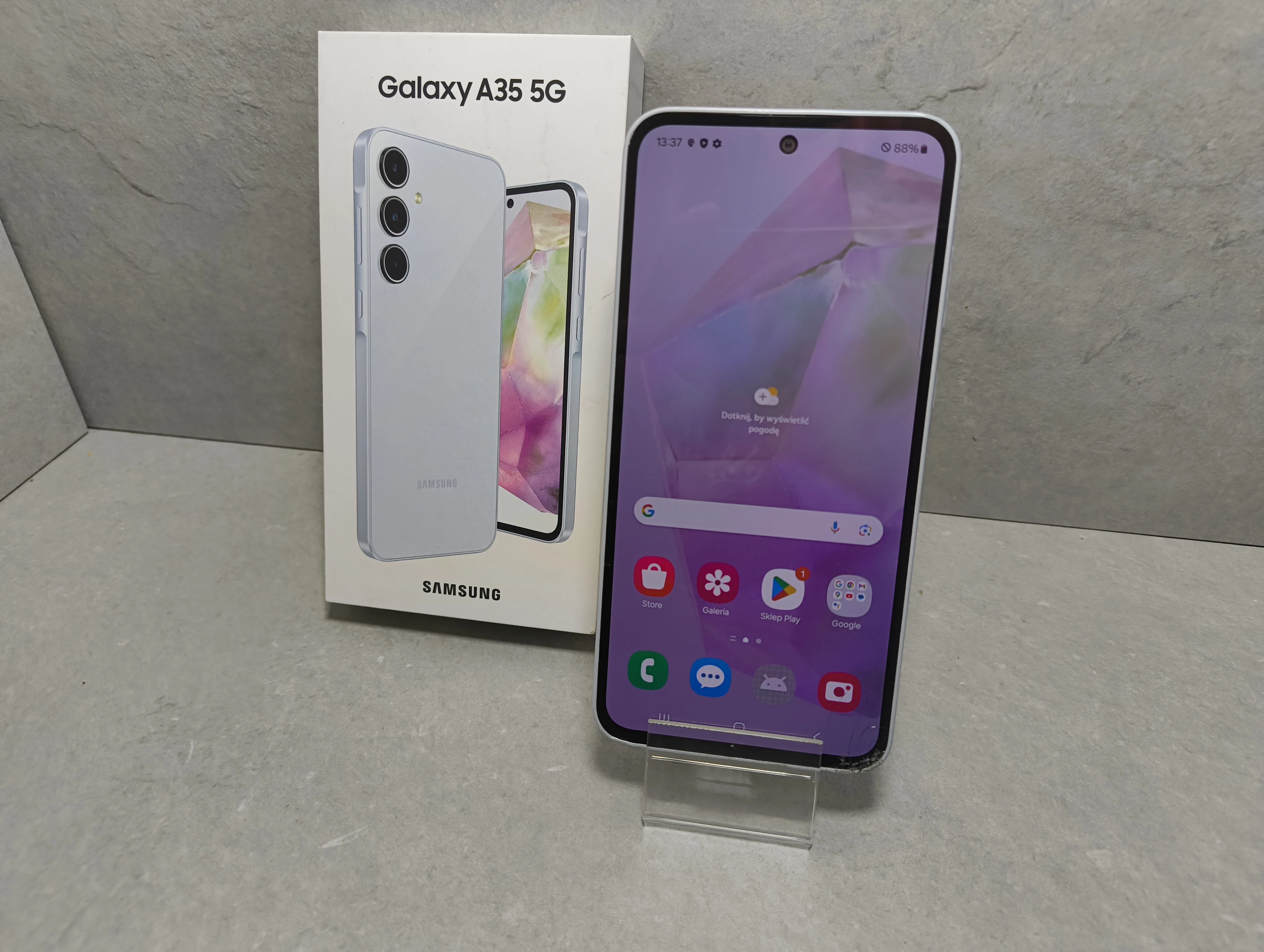 telefon-samsung-galaxy-a35-5g-6128-pekniety-ekran-osiedle-niepodleglosci-1-krakow