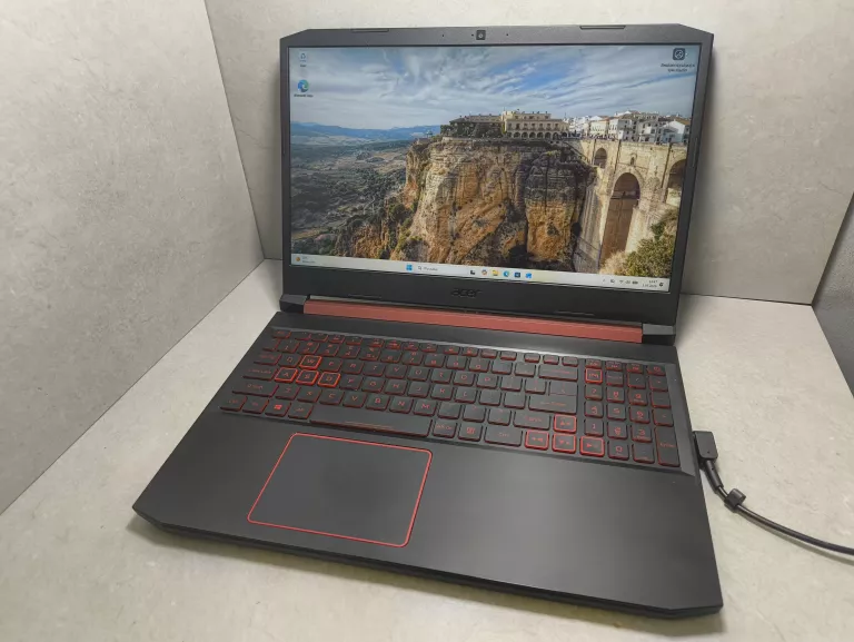 laptop-acer-nitro-n18c3-ryzen-5-8gb512gb-vega-8-rx-560x-osiedle-niepodleglosci-1-krakow