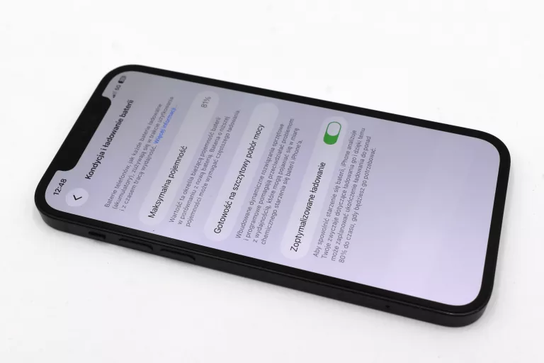 telefon-apple-iphone-12-4gb64gb-czarny-bat-81-typ-202685-212929