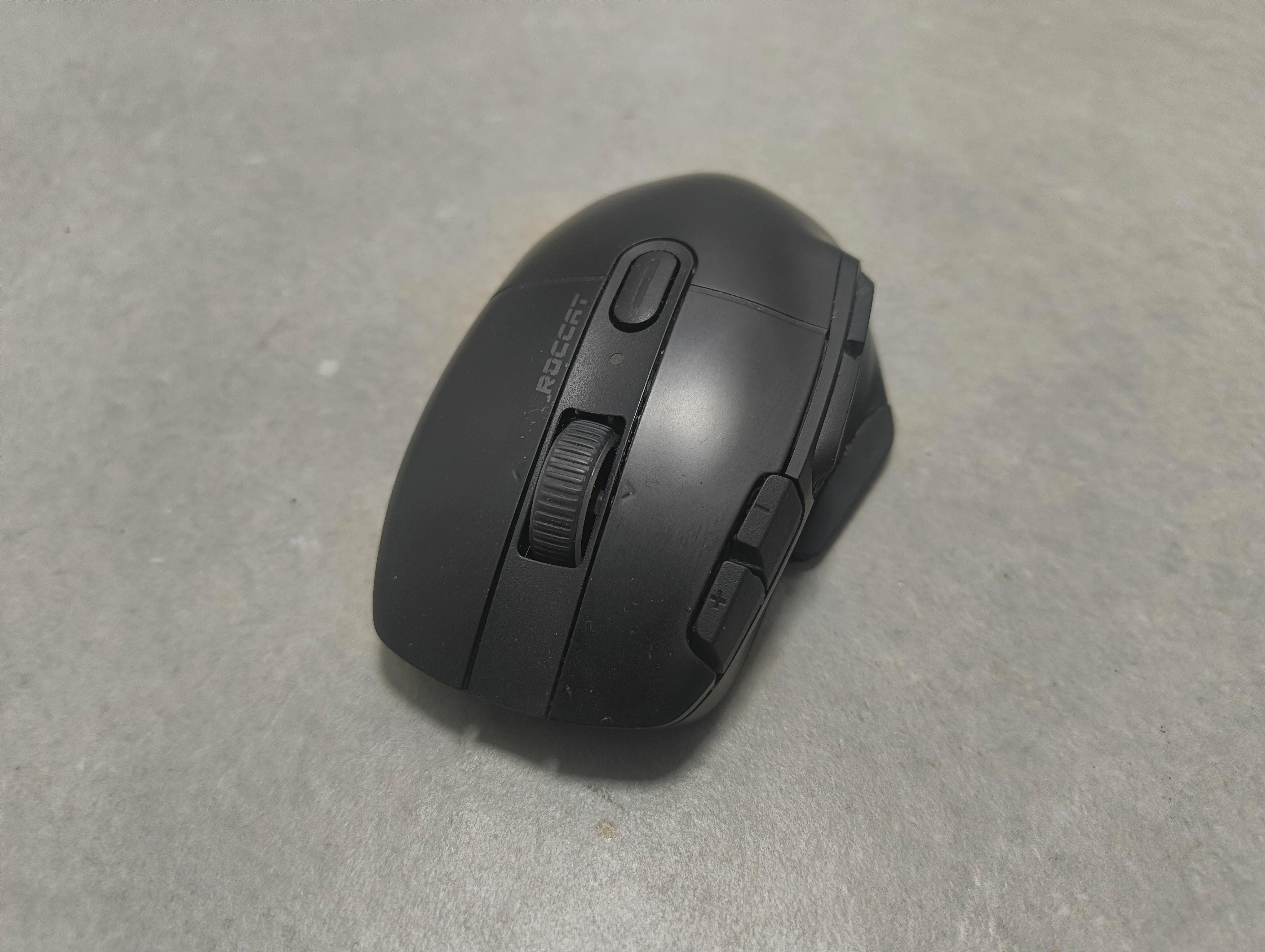 myszka-roccat-kone-xp-air-stan-11323-2