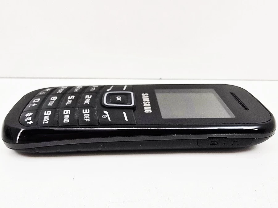 telefon-samsung-gt-e1200r-lad-pud-stan-11323-2