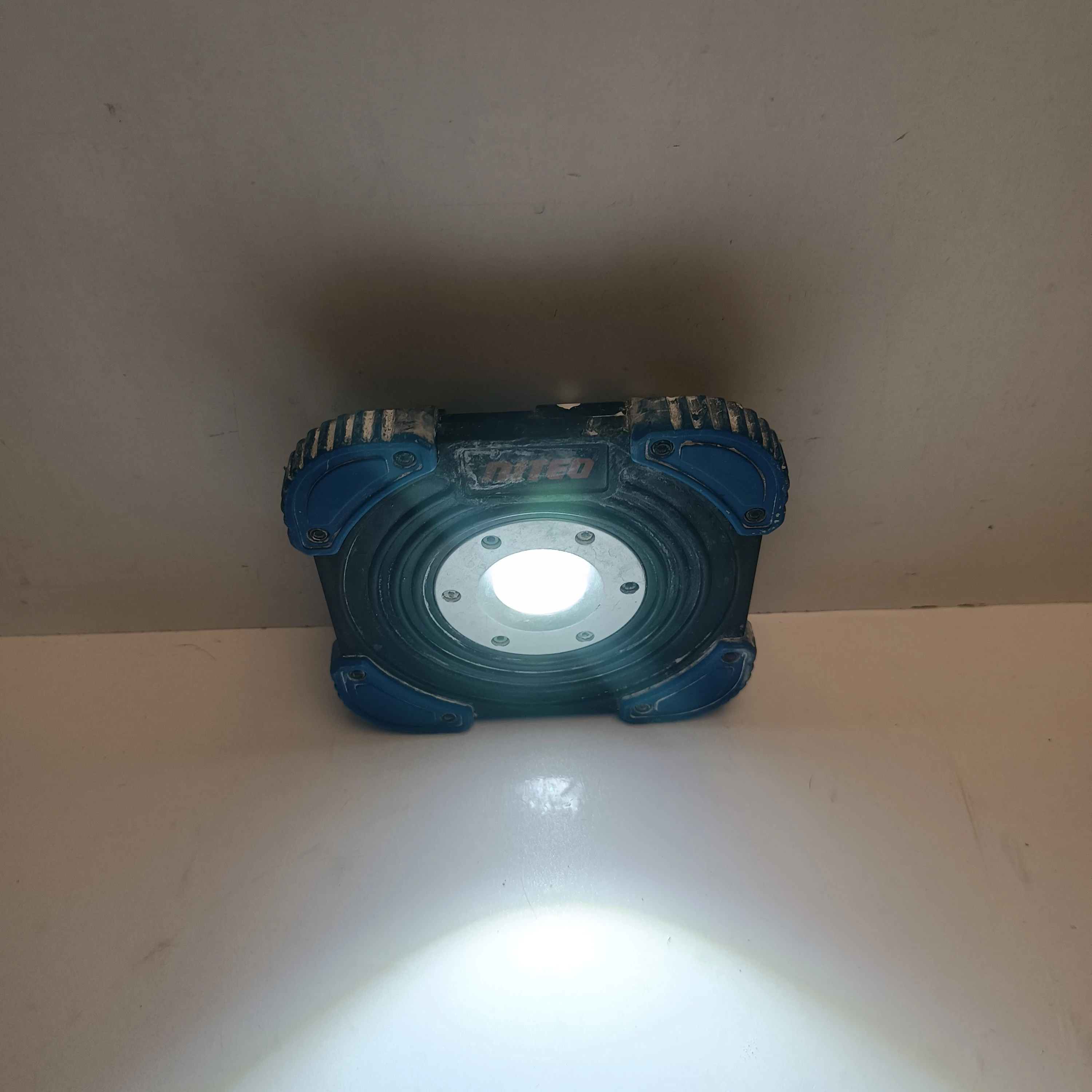 lampa-warsztatowa-niteo-250100-wl-a-powerbank-800-lm-usb-c-led-skladana-kod-producenta-24