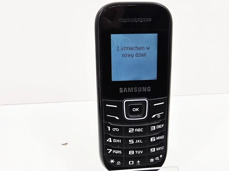 telefon-samsung-gt-e1200r-lad-pud-system-operacyjny-4388-2