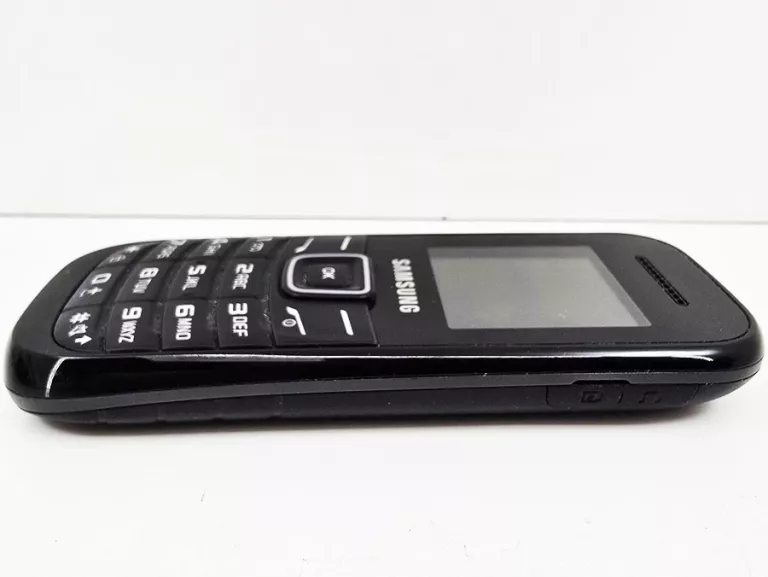 telefon-samsung-gt-e1200r-lad-pud-stan-11323-2