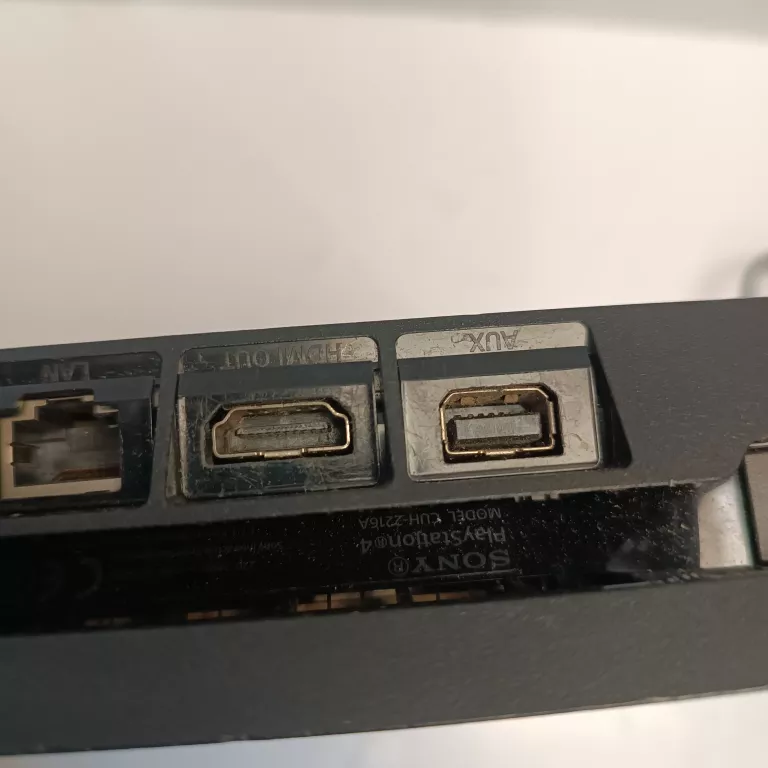 konsola-sony-playstation-4-slim-kod-producenta-tp4-823