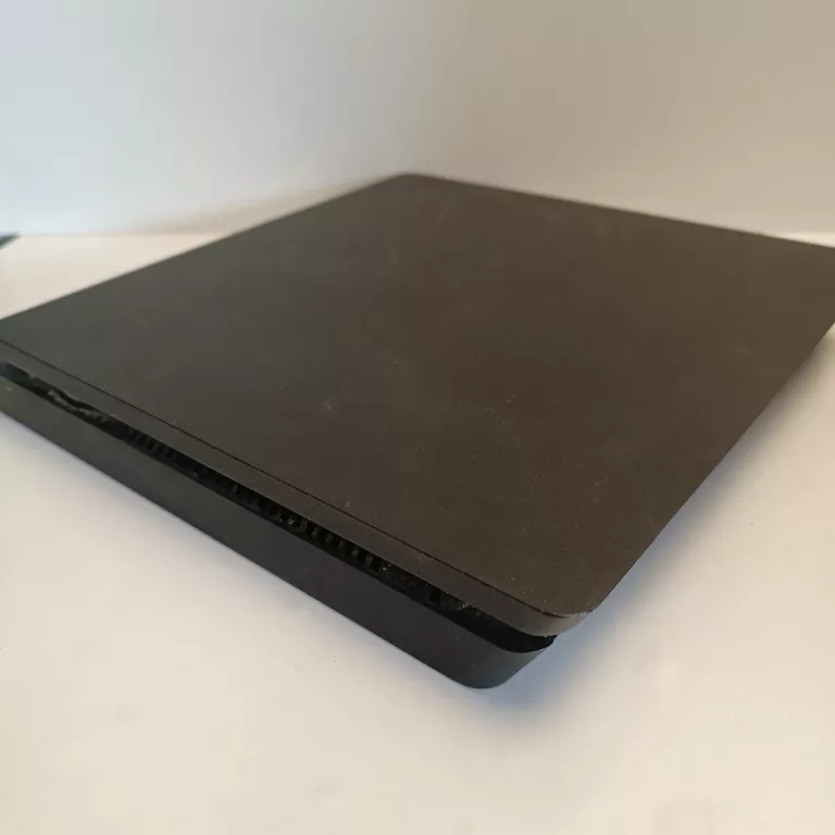 konsola-sony-playstation-4-slim-wersja-130590-2