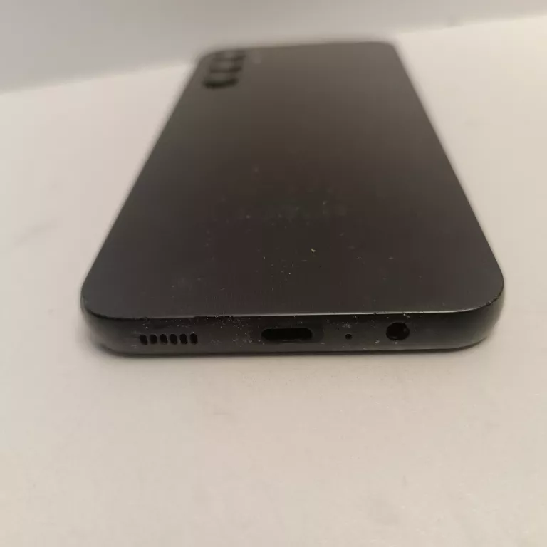 telefon-samsung-galaxy-a14-464gb-kod-producenta-sm-a145rzkueue