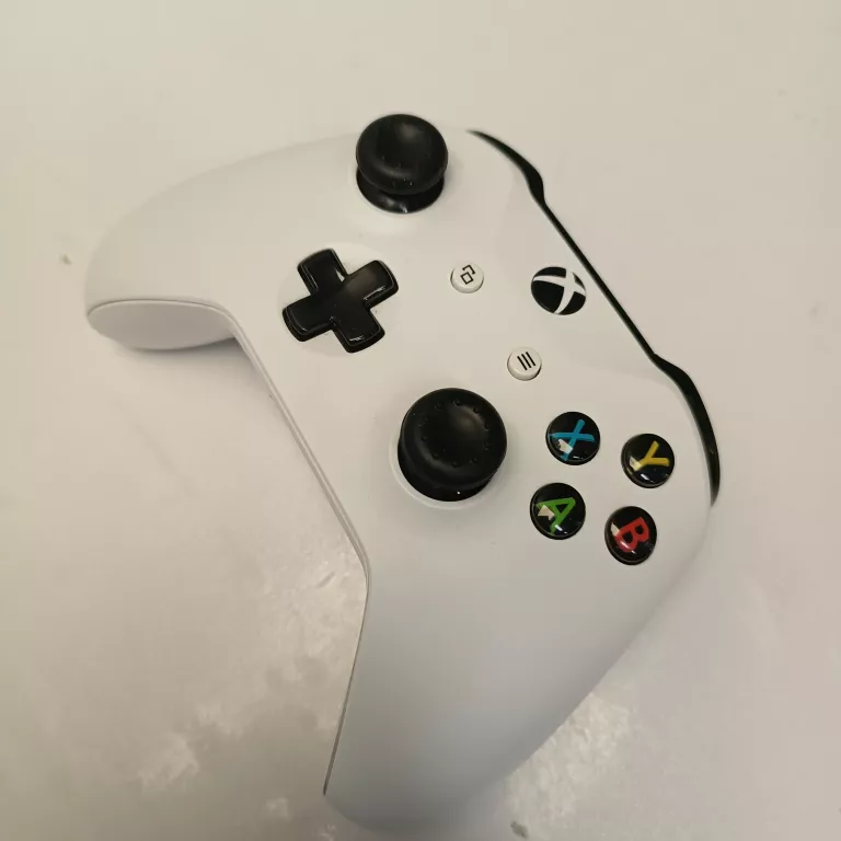 konsola-xbox-one-s-1681-ean-gtin-5903981913046