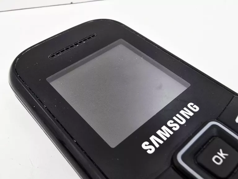 telefon-samsung-gt-e1200r-lad-pud-typ-202685-212933
