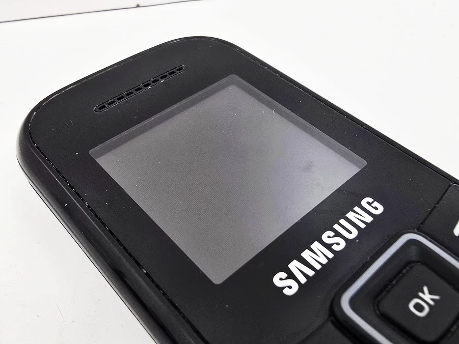 telefon-samsung-gt-e1200r-lad-pud-typ-202685-212933
