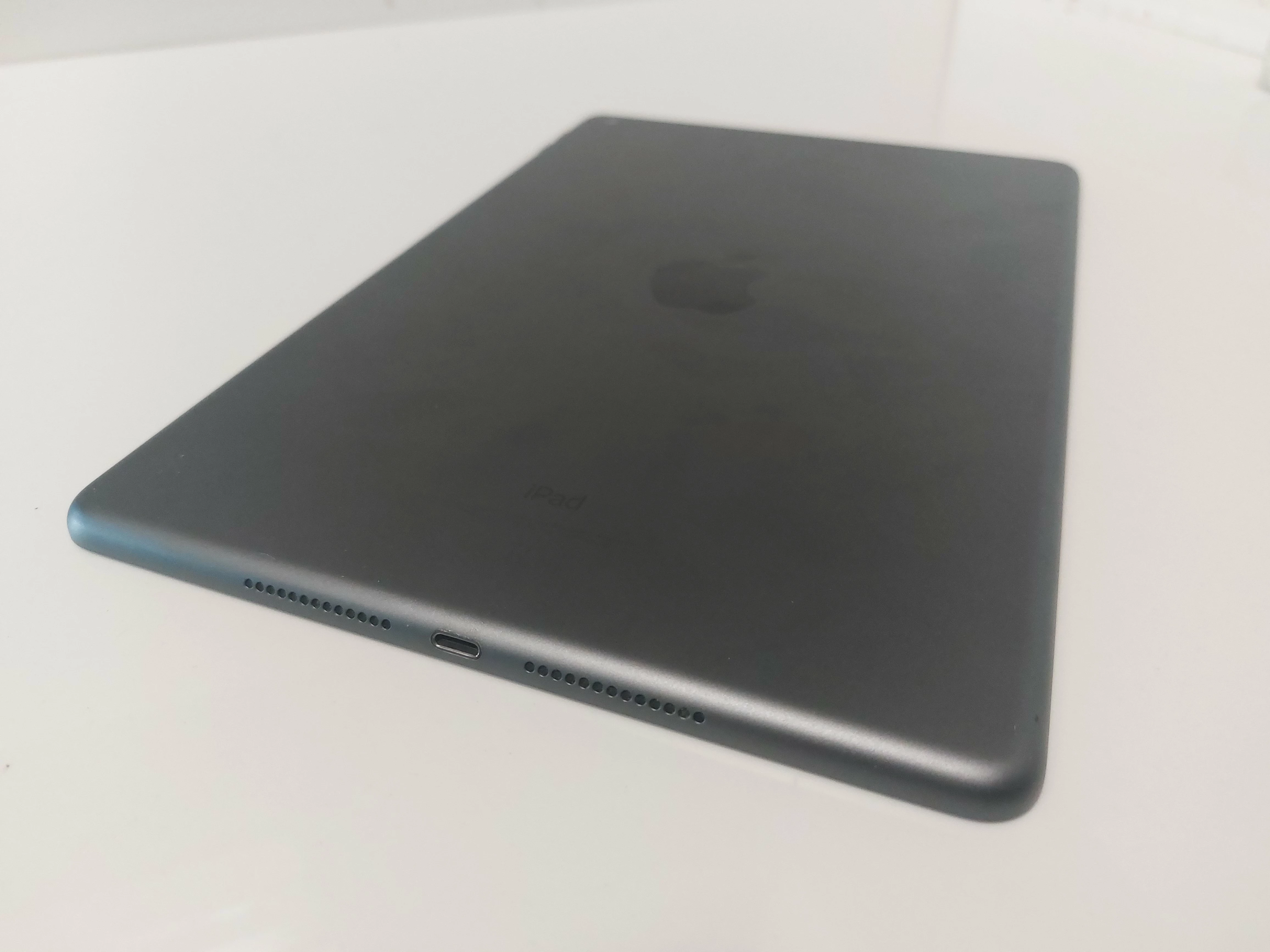tablet-ipad-7-gen-32gb-a2197-solo-transmisja-danych-217-1024