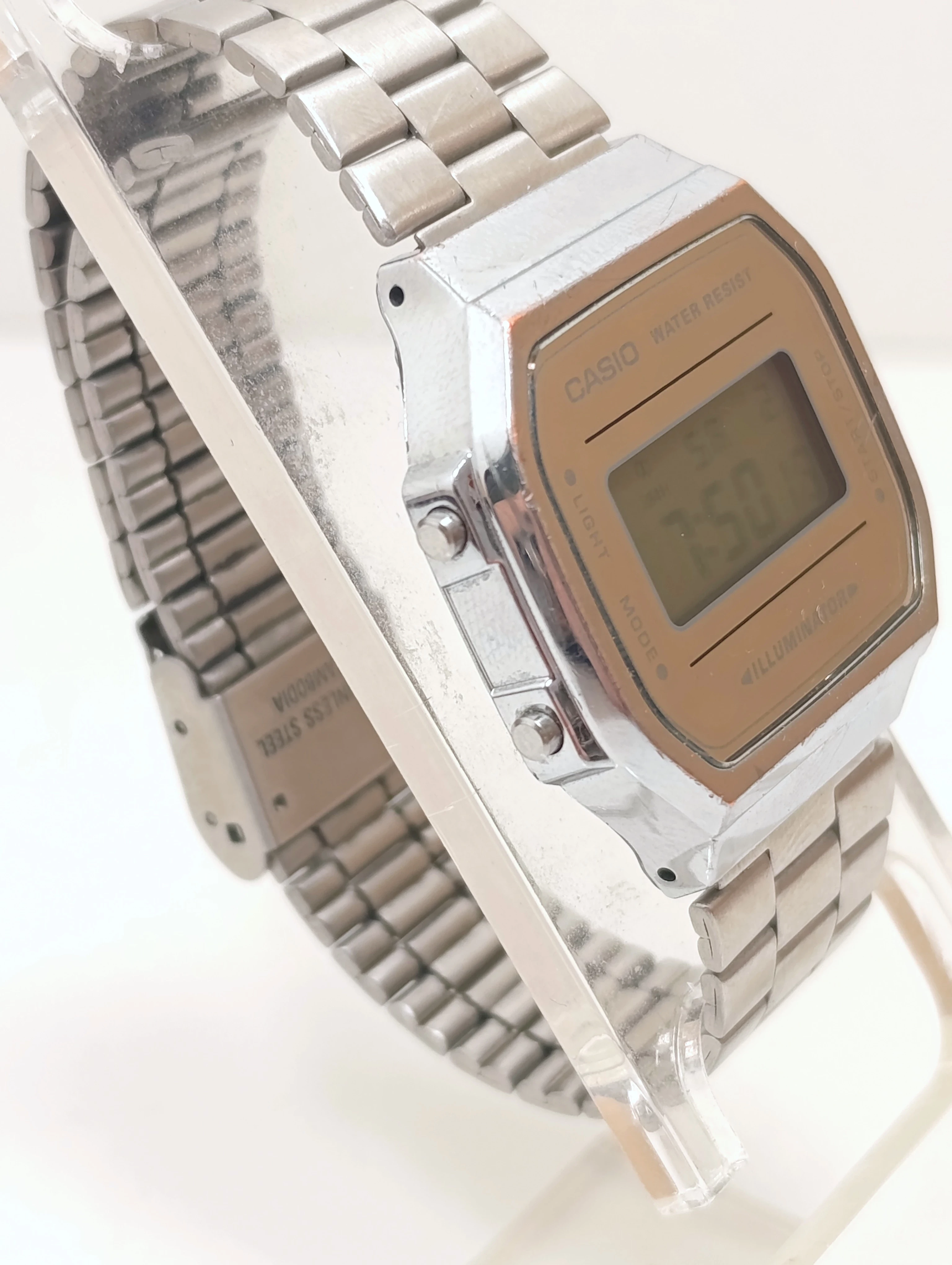 zegarek-casio-a168we-vintage-rodzaj-129220-2