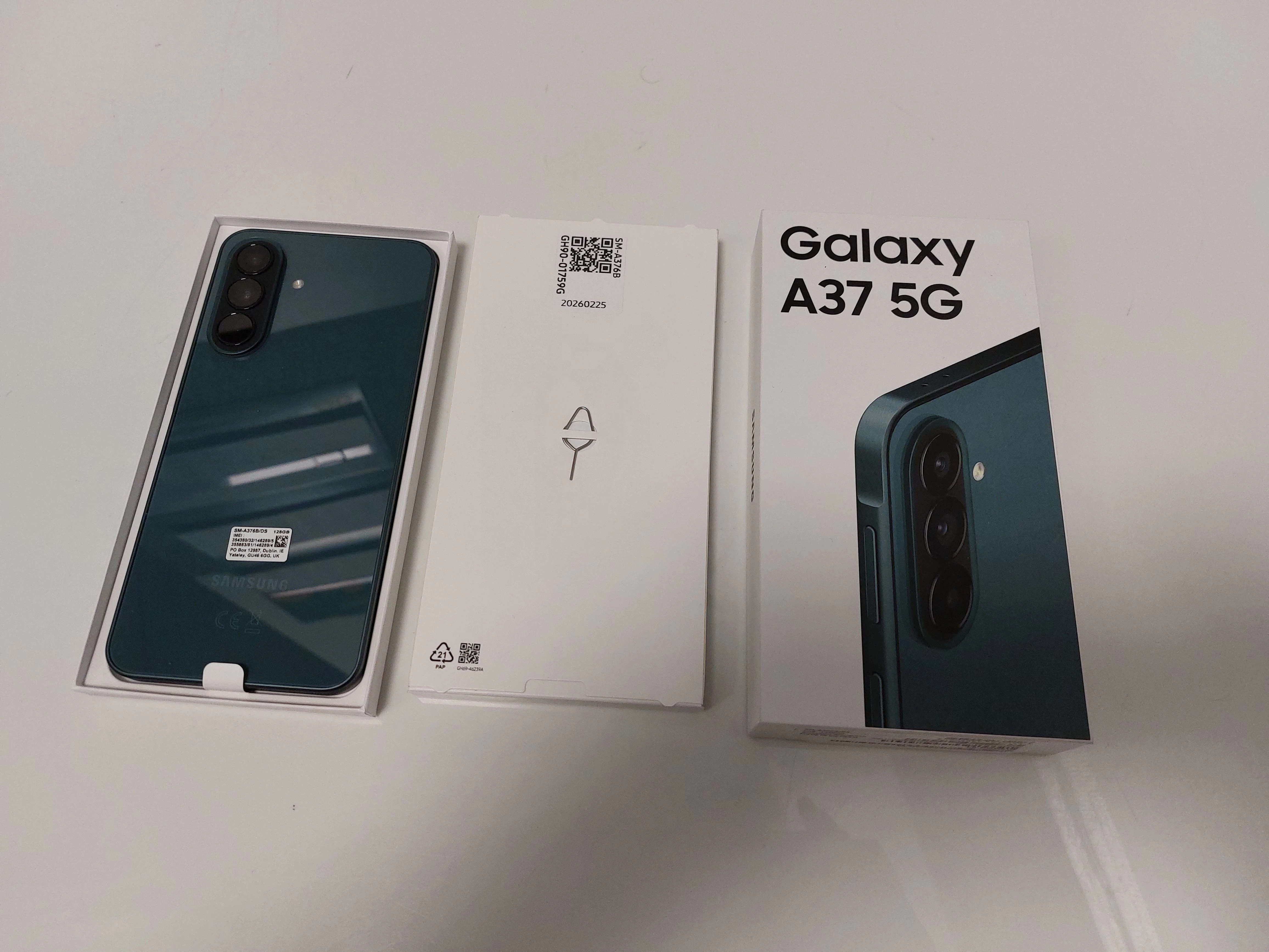 telefon-samsung-a37-5g-6gb128gb-komplet-ean-gtin-8806099035426