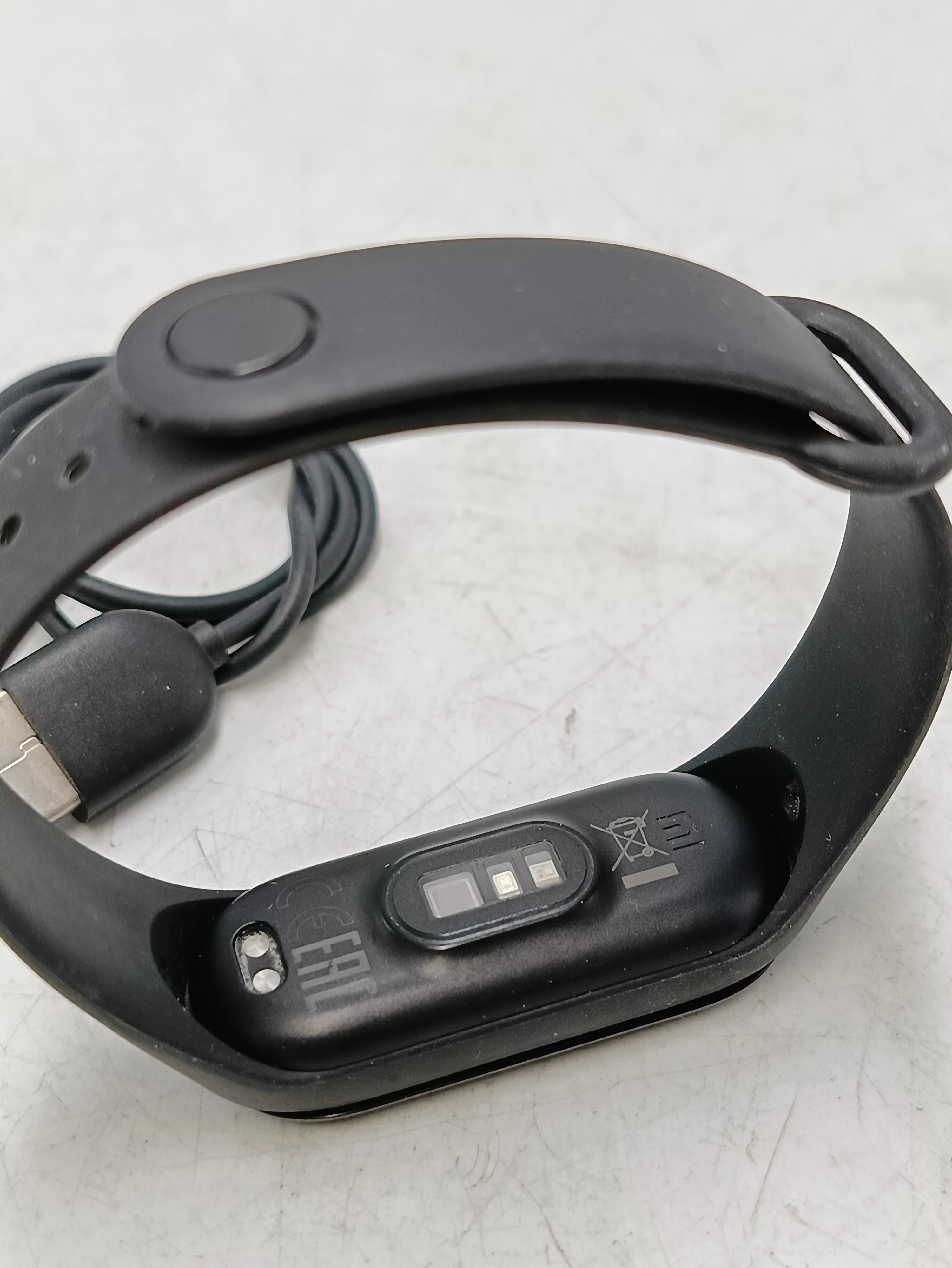 smartband-xiaomi-mi-smart-band-6-lad-ean-gtin-4016837299568