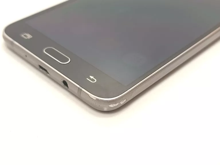 telefon-samsung-galaxy-j7-2016-przekatna-ekranu-520