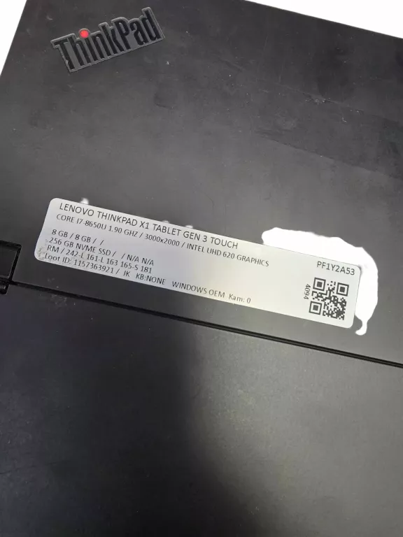 tablet-lenovo-thinkpad-x1-gen-3-i7-8650u-16gb-256gb-kod-producenta-20gg000epb