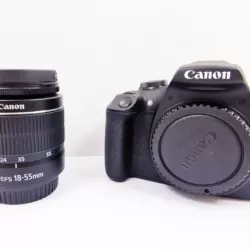 CANON EOS 2000D + OBIEKTYW 18-55MM ŚWIEŻUTKI (BEZ TORBY)