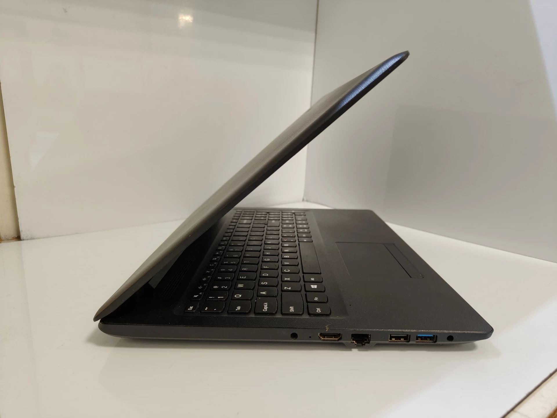 laptop-lenovo-idepad-110-15ibr-celeron-n3060-256-ssd-4gb-intel-hd-win1-kod-producenta-12345