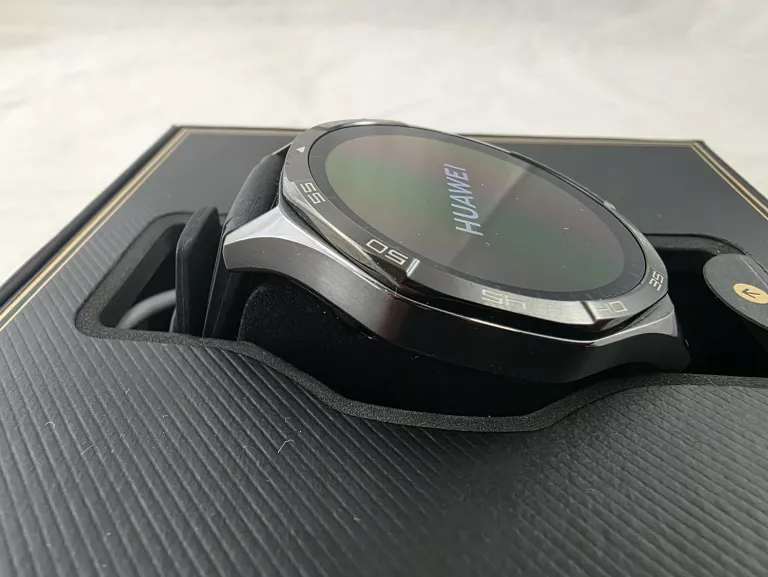 smartwatch-huawei-watch-gt-5-stan-11323-2