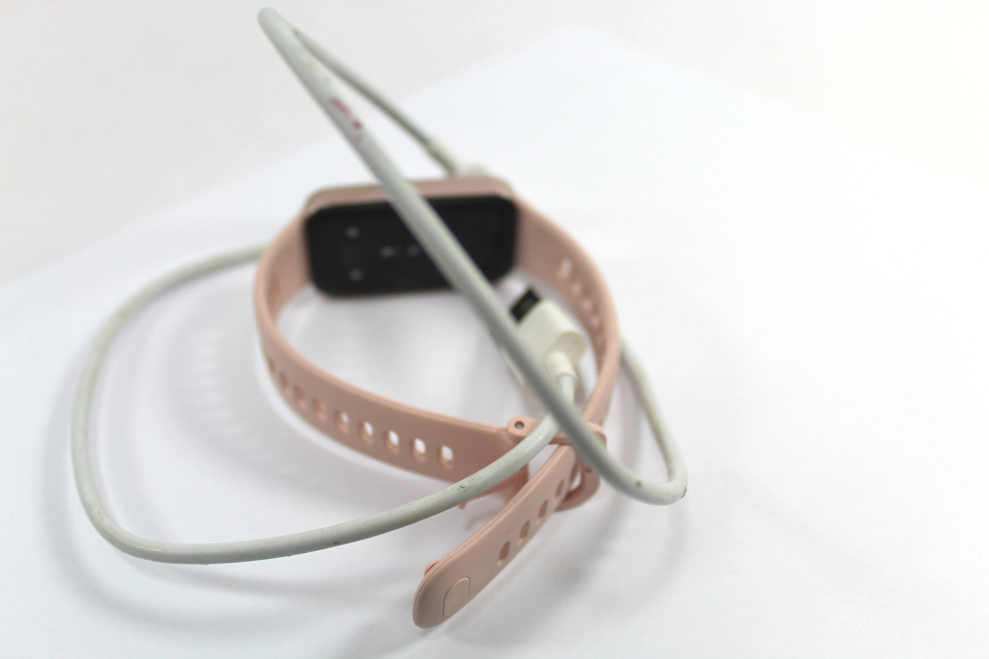 smartwatch-huawei-band-10-ladowarka-stan-11323-2