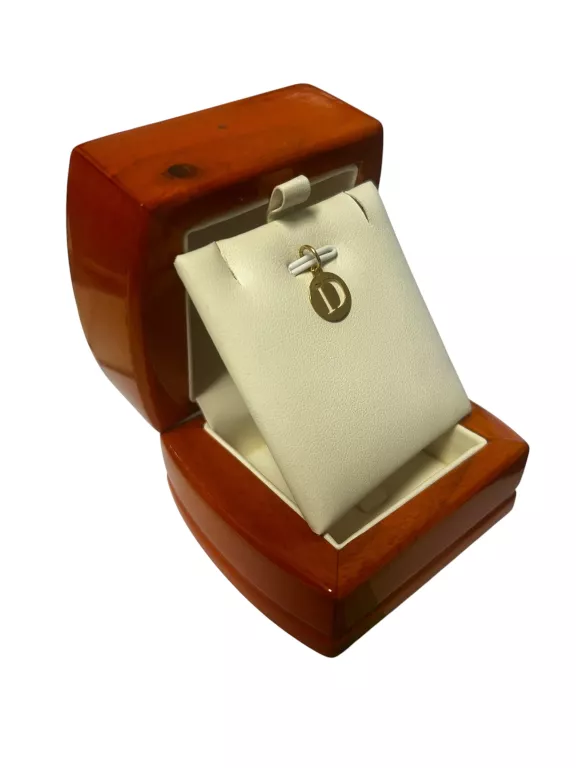zlota-zawieszka-literka-d-stan-11323-2