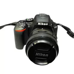 APARAT FOTOGRAFICZNY LUSTRZANKA CYFROWA NIKON D5600 18-55 VR