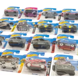 MIX SAMOCHODZIKÓW  HOTWHEELS